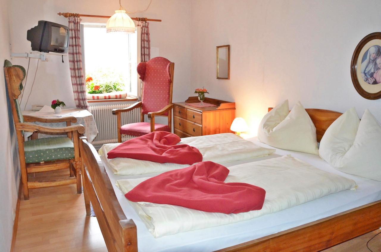 Braeugasthof Hallstatt Room photo