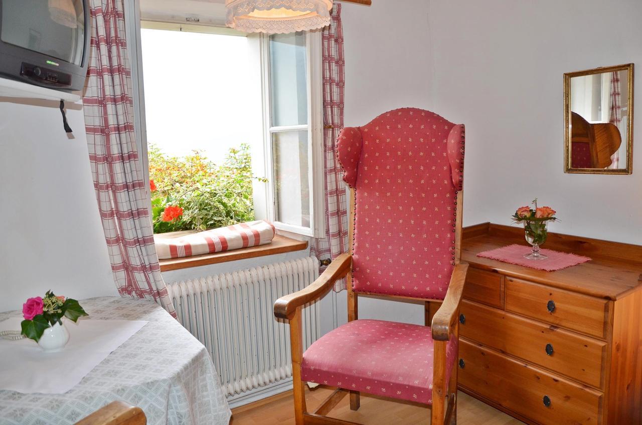 Braeugasthof Hallstatt Room photo